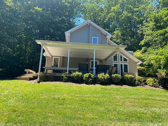 3rd image of 417 Mariners Cove Dr