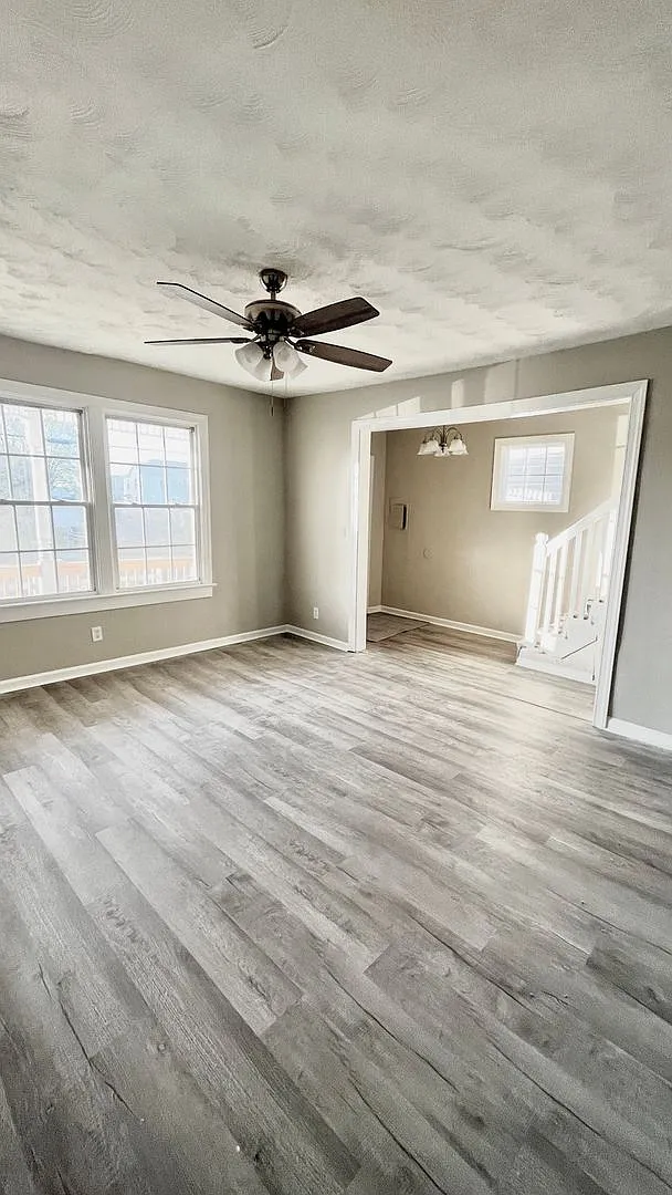 Remodeled 2 bedroom 1 bath home in Swansboro Subdivision — Photo 3