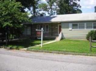 10008 Dubarry St, Glenn Dale, MD 20769