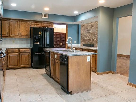 2nd image of 2700 Sherrill Park Dr