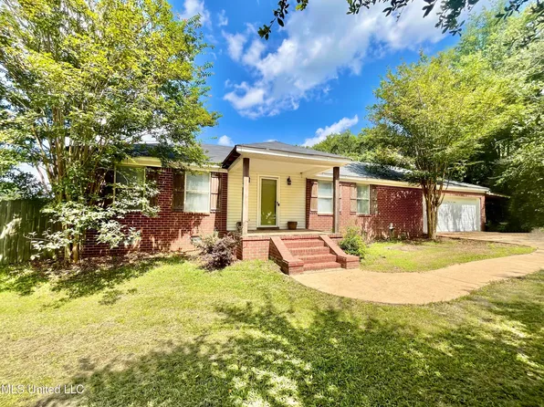 1952 Stubbs Rd, Terry, MS 39170