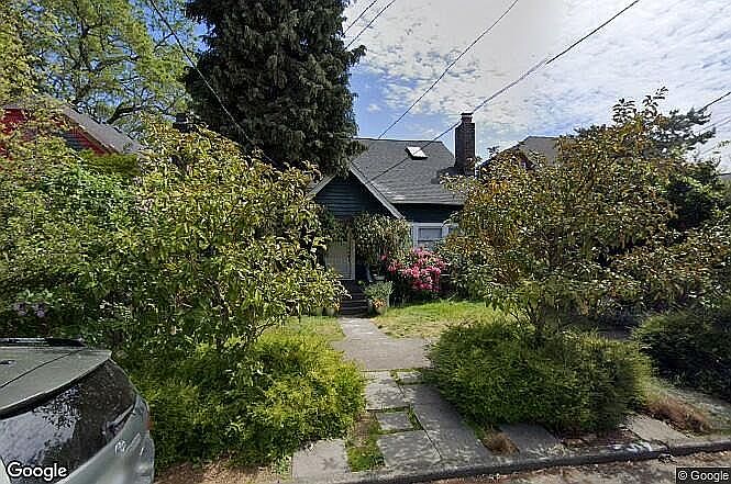 2nd image of 6054 36th Ave NE