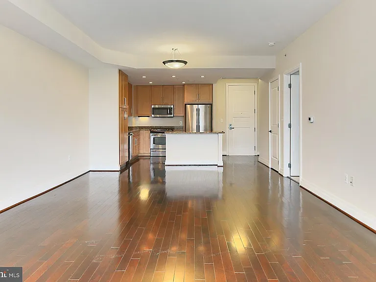 8220 Crestwood Heights Dr #302 — Photo 19