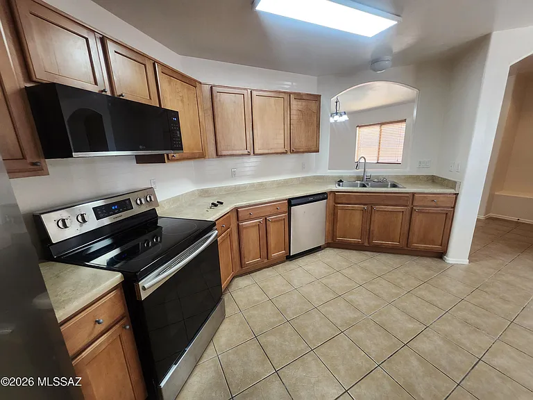 4123 E Coolbrooke Dr — Photo 9