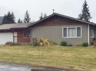 9360 Lakeview Ct, Juneau, AK 99801