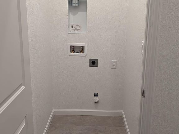 3rd image of 2033 Nokota Way #1