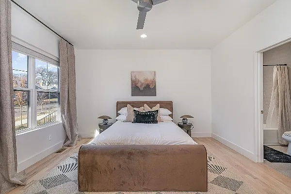 1699 Lischey Ave — Photo 5