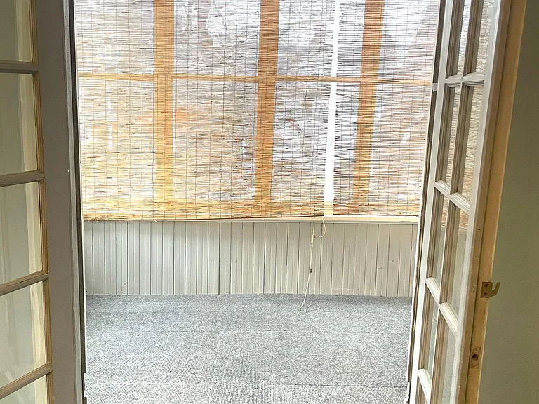 Private front sun porch.