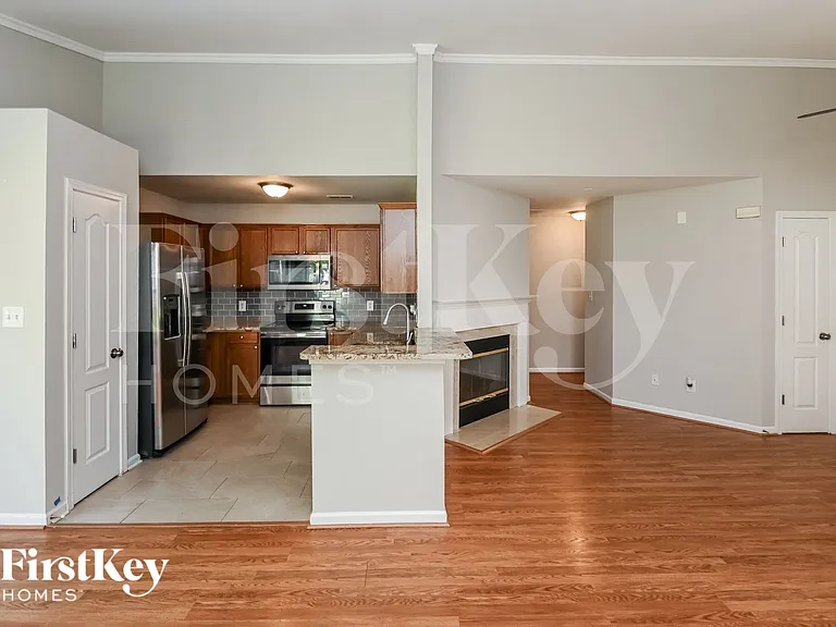 4310 Cochran Farm Ln — Photo 7