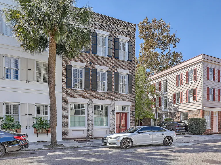 37 State St — Photo 35