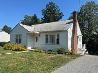907 Clearview Ave, Hampstead, MD 21074