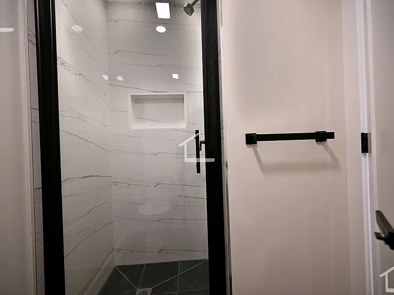 18 Winchester St #6L — Photo 5