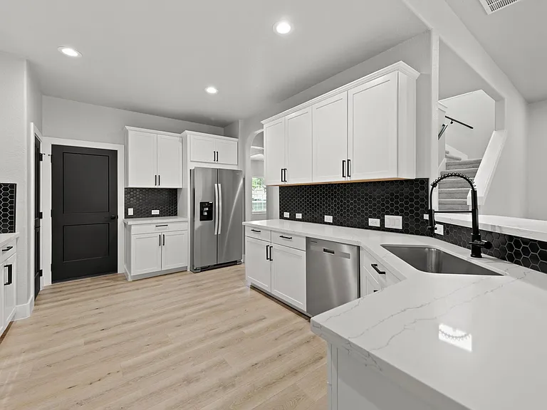 169 Forest Heights Ln — Photo 7