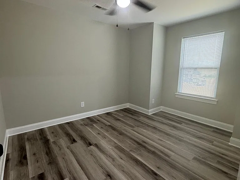 Upstairs Guest Bedroom #3