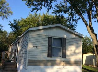 815 Belle Aire St #15, Marseilles, IL 61341