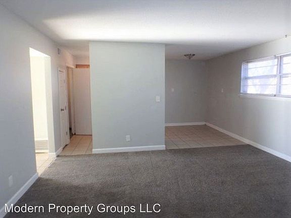 4th image of 736 Demaret Dr #736