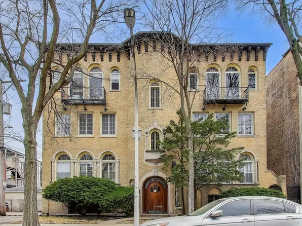 7453 N Hoyne Ave APT 3S, Chicago, IL 60645