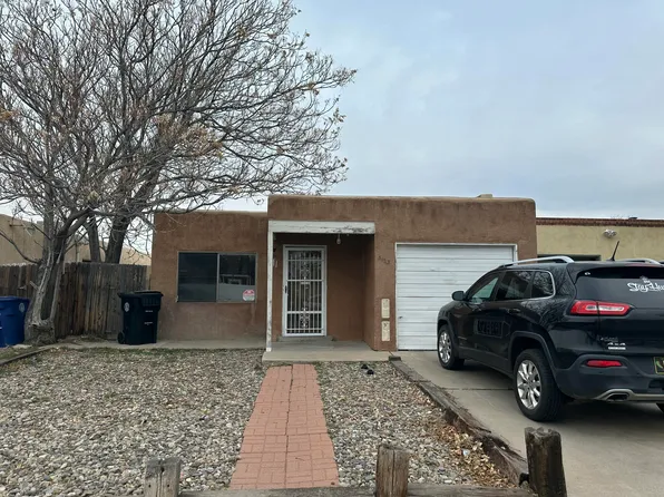 5123 Orion Ave NW, Albuquerque, NM 87120