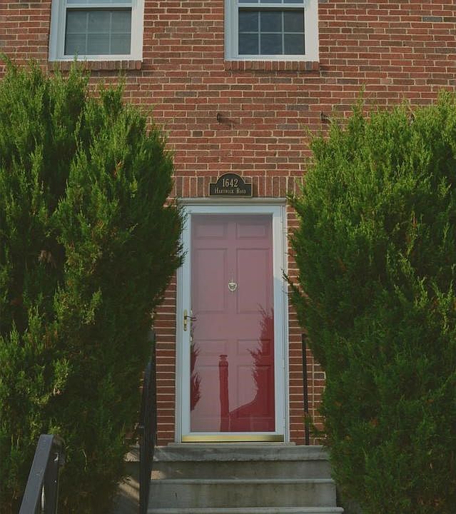 Exterior (Front)