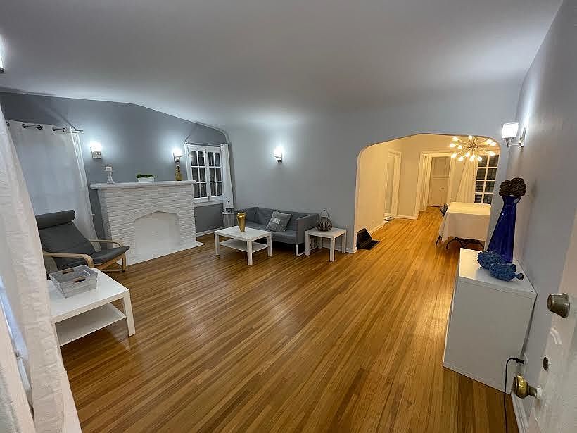 1st image of 526 N Orange Dr #526