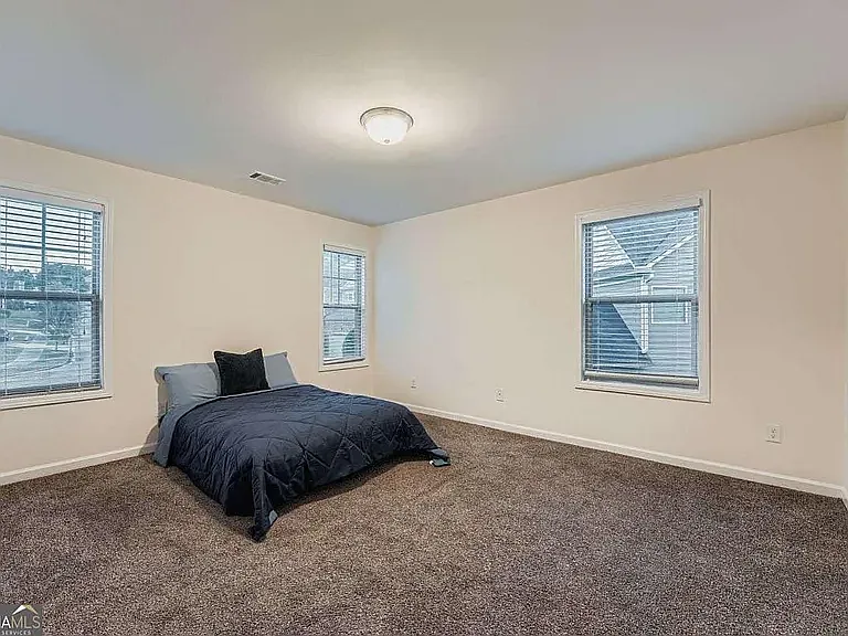 1240 Grayson Oaks Dr — Photo 12