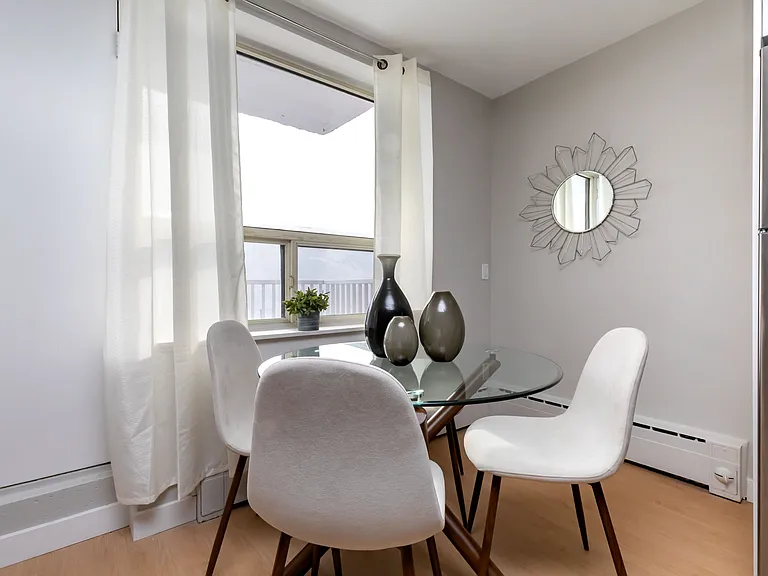 161 Wilson Ave — Photo 6