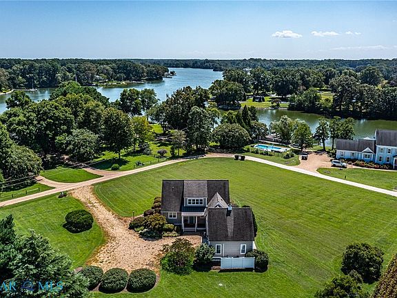 2nd image of 537 Natty Point Ln