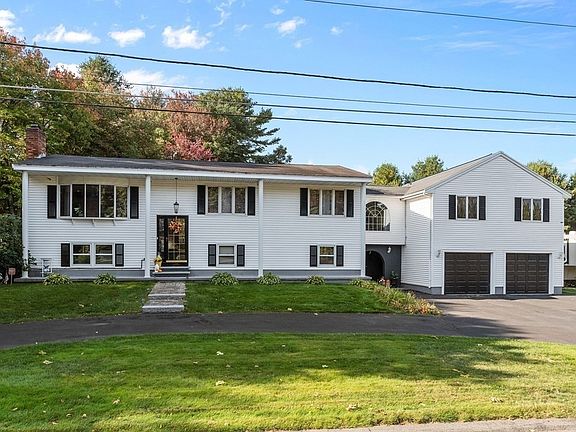 3rd image of 91 Heidenrich Dr