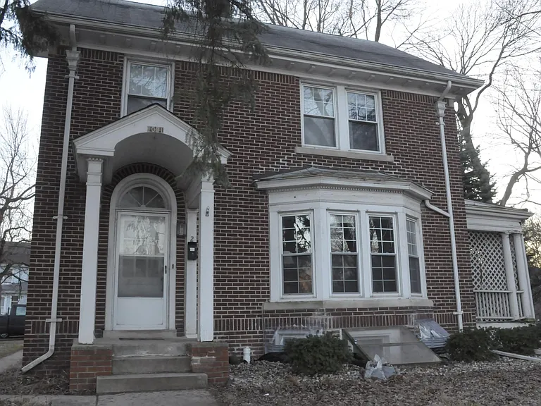 1001 Washtenaw Ave #1A — Photo 1