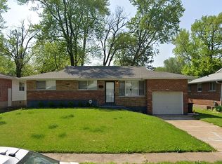 1165 Spring Valley Dr, Florissant, MO 63033