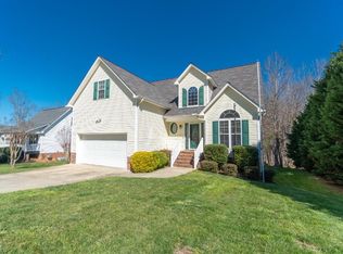 975 Winterside Ln, Winston Salem, NC 27107