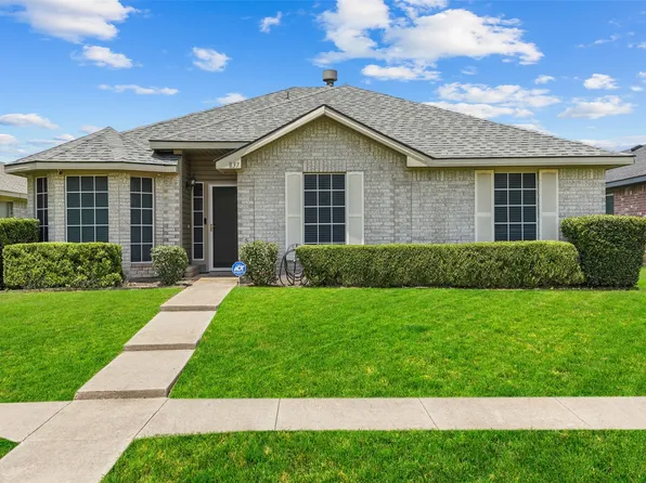 837 Applewood Dr, Cedar Hill, TX 75104