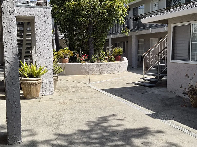 5405 Prospect Rd #6 — Photo 27