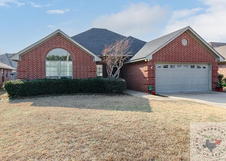 1st image of 1304 Arnold Ln
