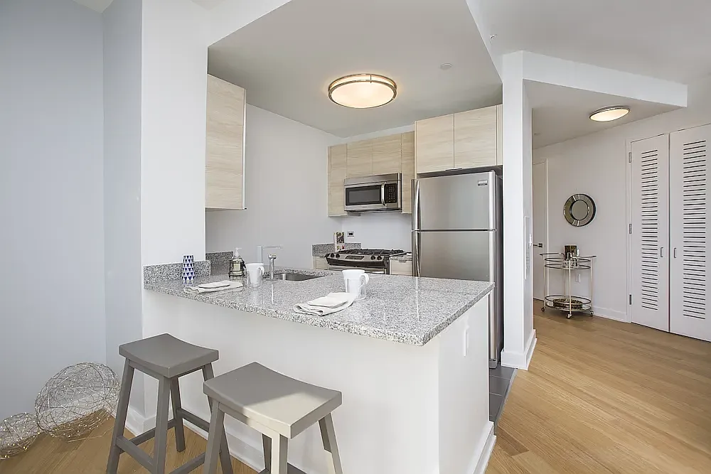 43-25 Hunter Street — Photo 3