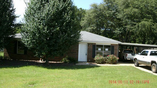 1st image of 107 Big Oak Dr