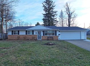 7670 Holly Dr, Mentor On The Lake, OH 44060