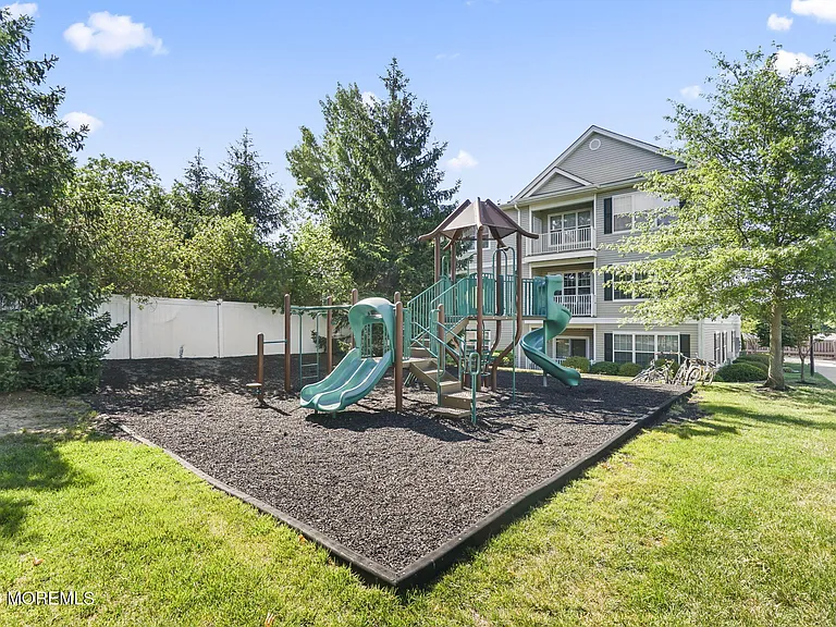 327 Mill Pond Way — Photo 25