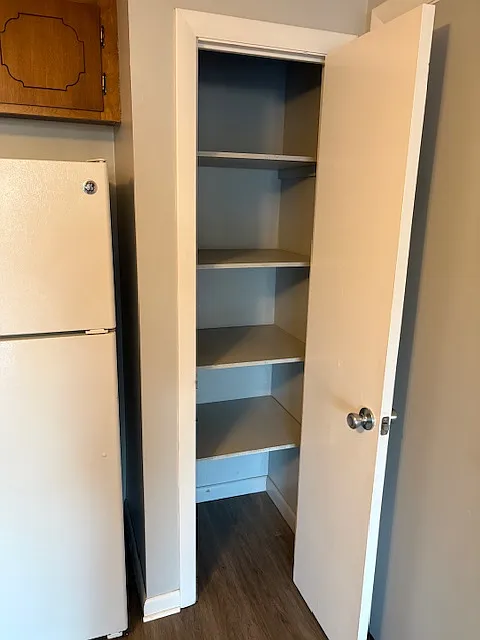 2 bed, 750 sqft, $1,800 — Photo 3