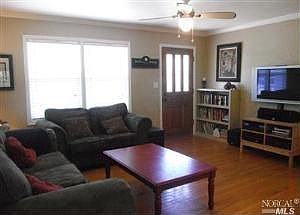 3rd image of 265 Homewood Ave