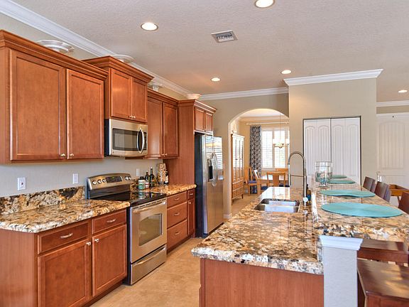 5th image of 1879 NW Waterwillow Way