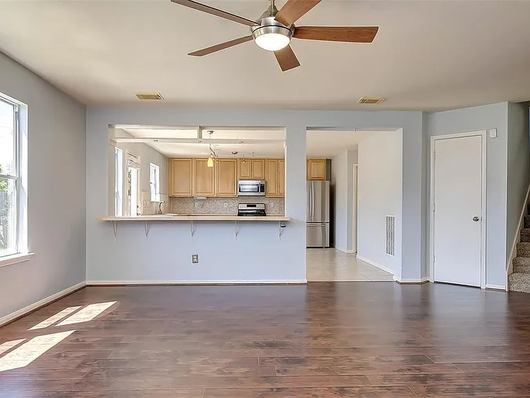 6707 Wild Pecan Trl — Photo 9