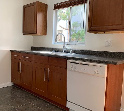 5th image of 7719 Hampton Ave APT 9