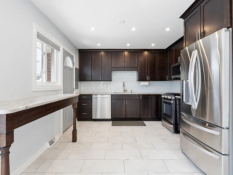 8058 W Lyons St #B — Photo 3