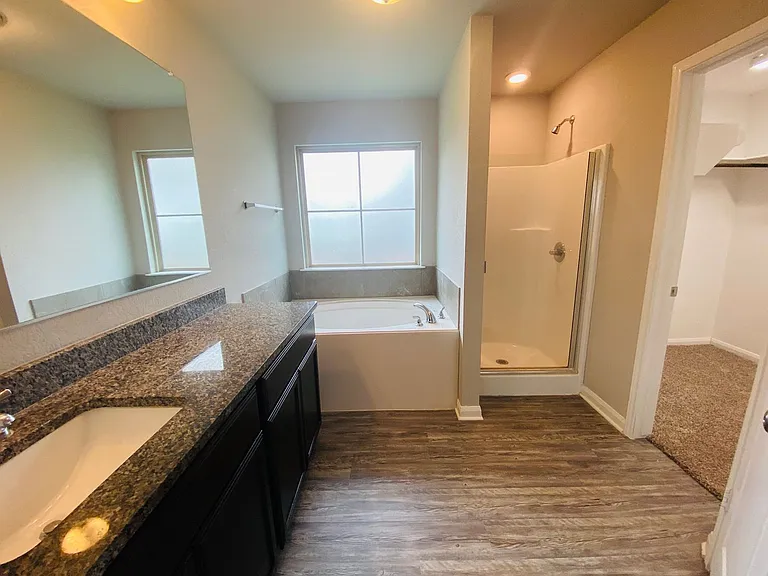 1907 Delano Dr — Photo 19