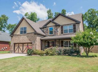 614 Cheshire Dr, Warner Robins, GA 31088