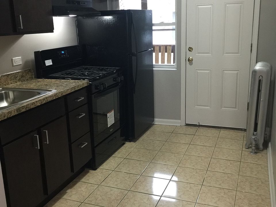 1st image of 1354 1/2 W Argyle St APT 2N