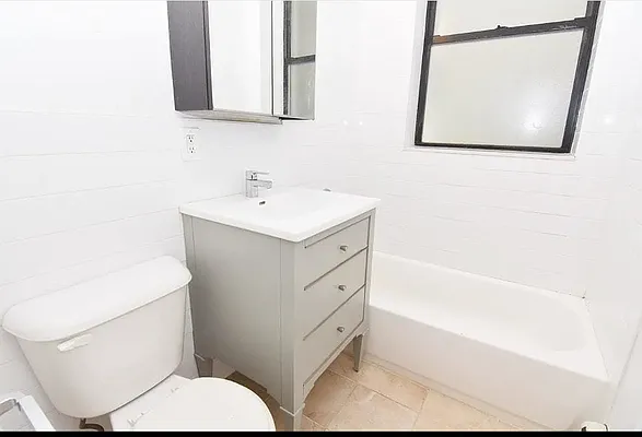 Rented by Compass | media 7