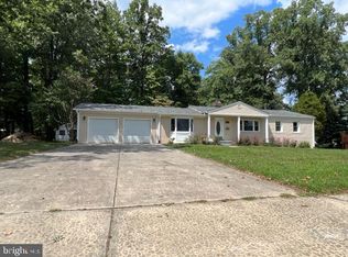 3704 Bevan Dr, Fairfax, VA 22030