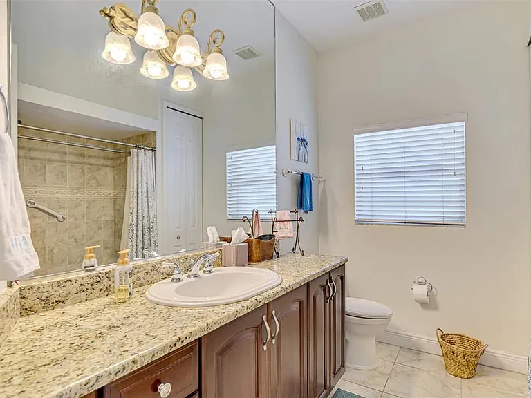 900 Park Place Dr — Photo 56
